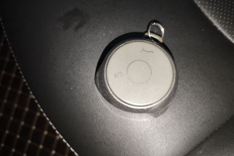 哪吒汽车 哪吒V 2022款 潮 400 Lite中控内饰7001