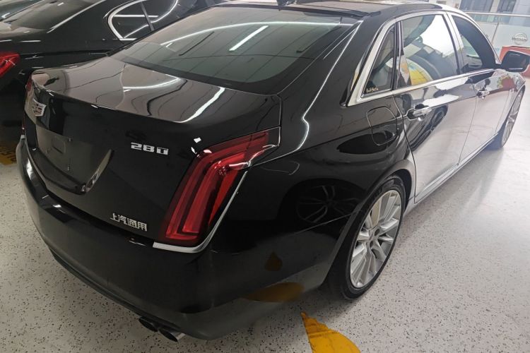 凯迪拉克CT6 2017款 28T 领先型车身外观7