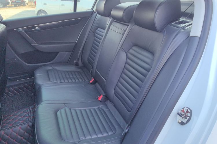 大众 迈腾 2013款 1.8TSI 豪华型中控内饰21