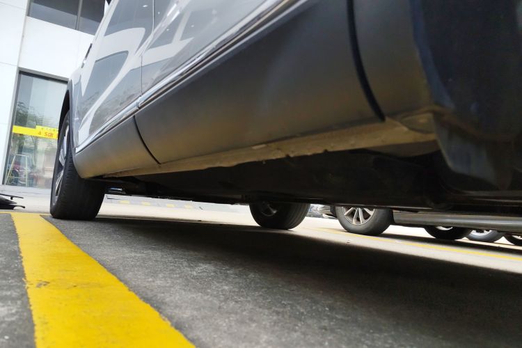 红旗HS5 2019款 2.0T 智联旗享版局部细节9002