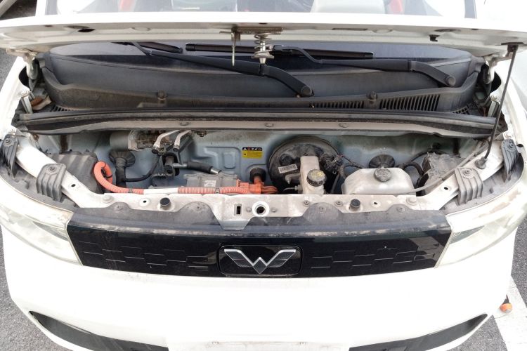 五菱汽车 宏光MINIEV 2020款 悦享款 三元锂机舱底盘24