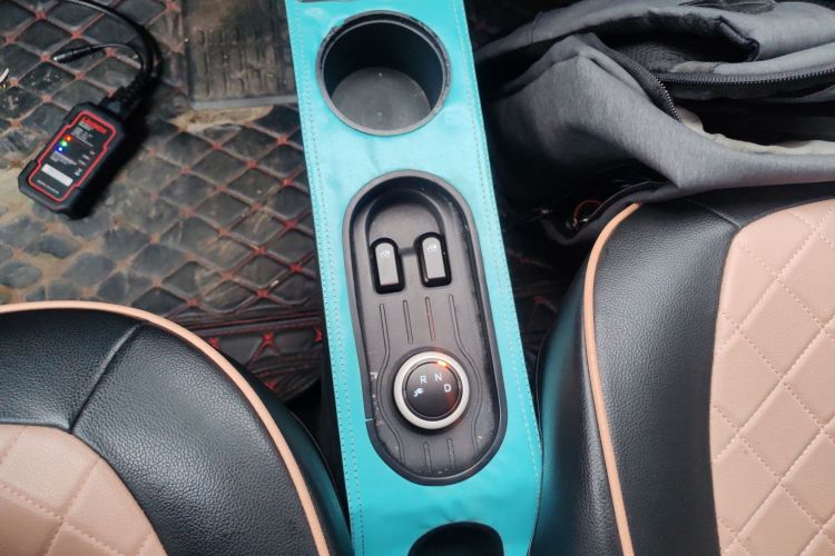 五菱汽车 宏光MINIEV 2021款 马卡龙臻享款 三元锂中控内饰18