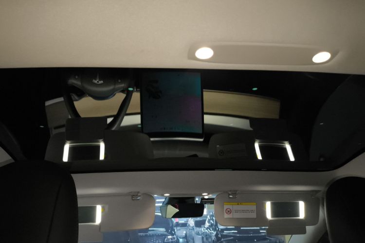 特斯拉 Model 3 2020款 标准续航后驱升级版中控内饰22