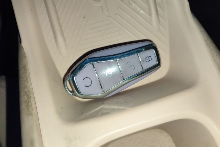 比亚迪 海鸥 2025款 305km 活力版中控内饰7001