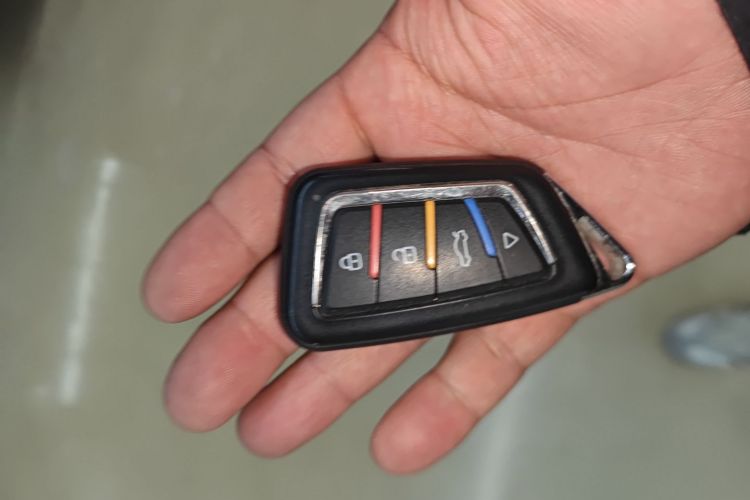 起亚 智跑 2019款 2.0L 自动智享豪华版中控内饰11