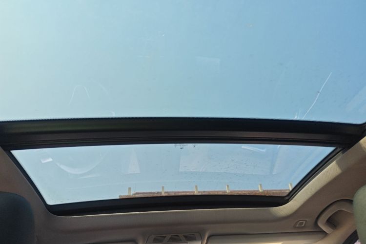 宝马1系 2018款 118i 运动型中控内饰22