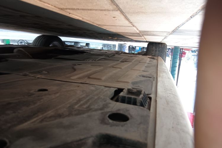 宝马3系 2019款 320i M运动曜夜版局部细节9003