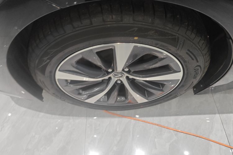 雷克萨斯LS 2021款 500h 卓越版车身外观6007