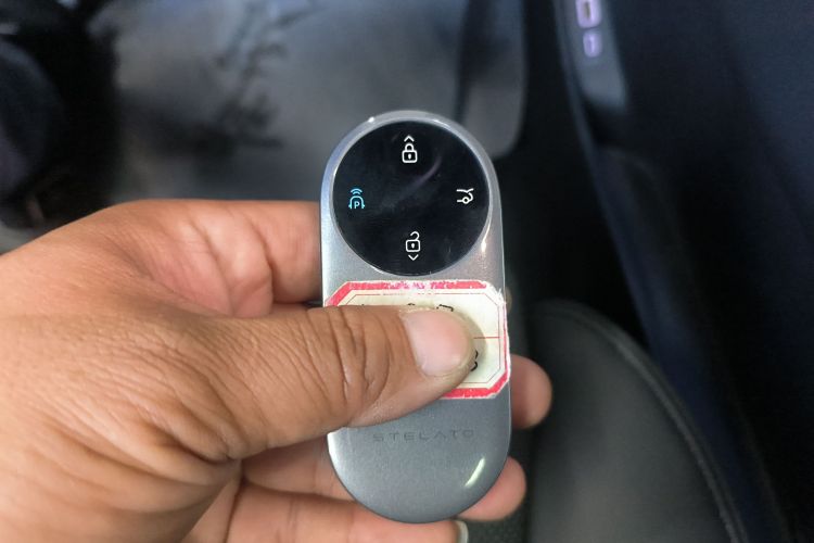 鸿蒙智行 享界S9 2024款 纯电 Ultra 四驱旗舰版中控内饰11