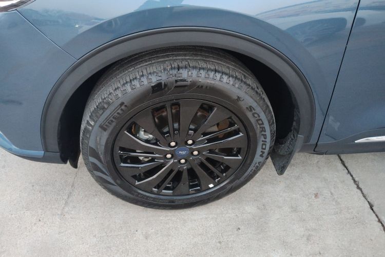 福特 锐际 2024款 EcoBoost 245 两驱耀享款车身外观6007