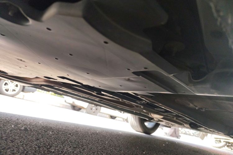 雪铁龙 天逸 C5 AIRCROSS 2019款 350THP 乐享型 国V局部细节9002