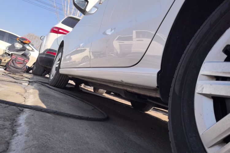 大众 Polo 2014款 1.4L 手动风尚版局部细节9002