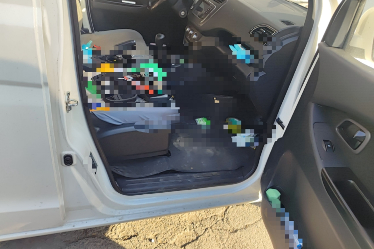 长安凯程 2021款 1.5L欧诺S智享版非空调客车JL473QG局部细节9005