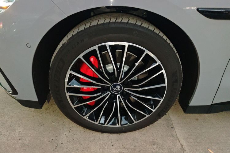 比亚迪 汉 2025款 EV 智驾版 701KM激光雷达尊享型车身外观6001