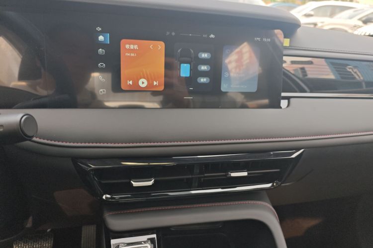 荣威i5 2026款 1.5L CVT豪华版中控内饰16
