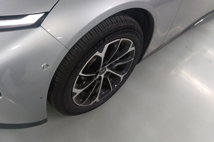 小鹏P7 2022款 625E车身外观6007