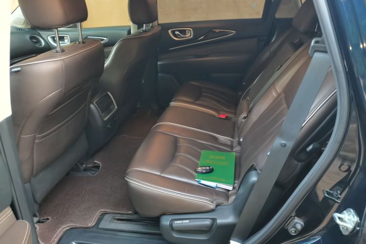 英菲尼迪QX60(进口) 2018款 2.5 S/C Hybrid 两驱卓越版 国VI中控内饰21