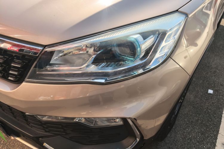 猎豹汽车 猎豹CS9 2017款 1.5L CVT风尚型局部细节36