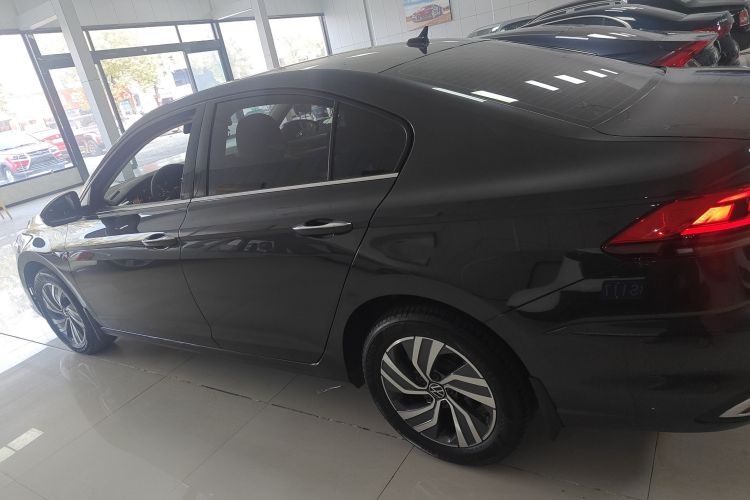 大众 宝来 2024款 280TSI DSG舒行版车身外观4