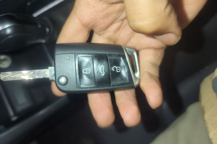 大众 高尔夫·嘉旅 2019款 280TSI 自动好奇型 国V中控内饰11