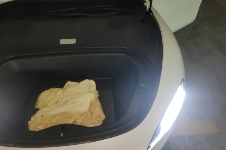 小米汽车 小米SU7 2024款 四驱超长续航高阶智驾Max版局部细节9007