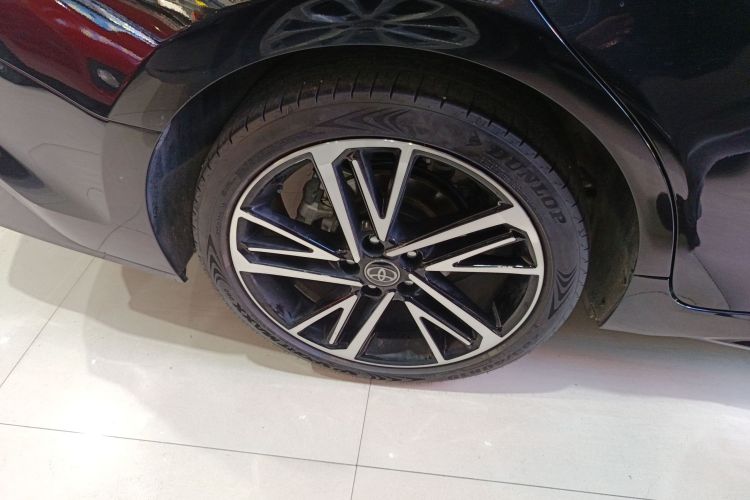 丰田 凯美瑞 2024款 双擎 2.0HS 运动版车身外观6008