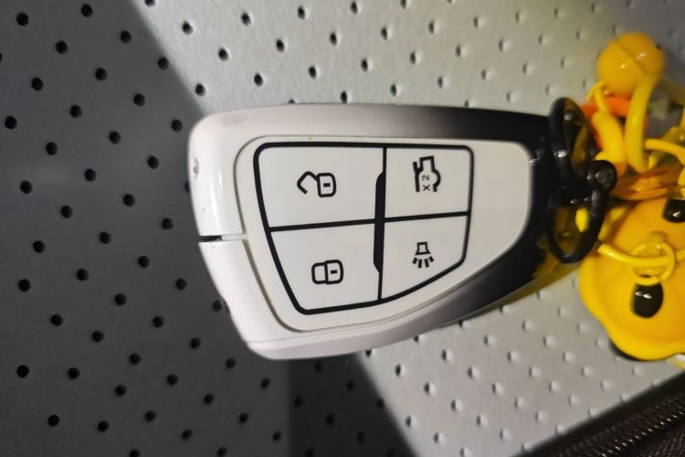 别克 2025款 昂科威Plus 四驱Avenir艾维亚中控内饰11