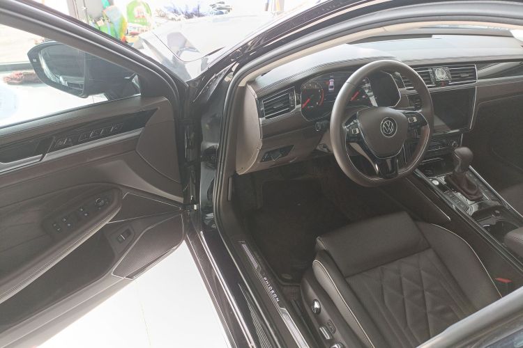 大众 辉昂 2021款 380TSI 尊贵版中控内饰20