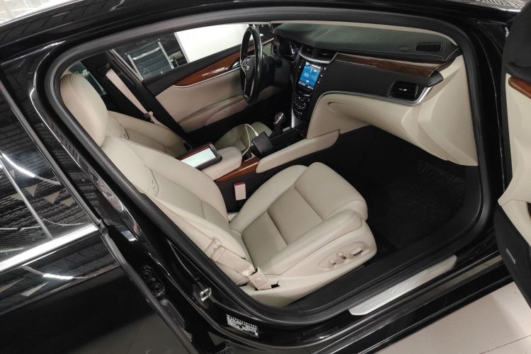 凯迪拉克XTS 2018款 28T 精英型局部细节41