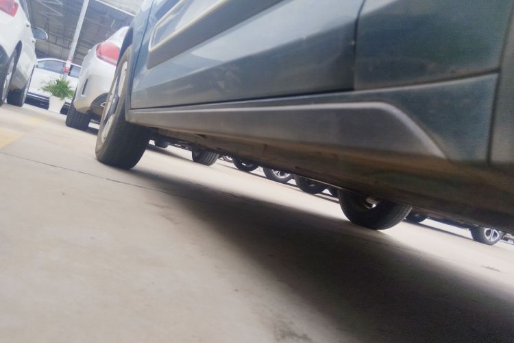 宝骏KiWi EV 2022款 设计师轻享版 三元锂局部细节9002