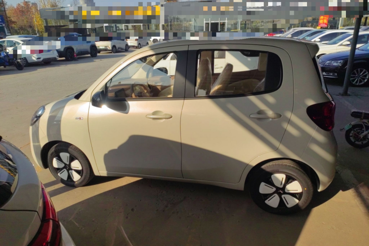 五菱汽车 宏光MINIEV 2025款 四门版 进阶款车身外观6003