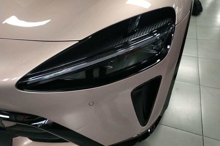 小米汽车 小米YU7 2025款 超长续航后驱版局部细节36