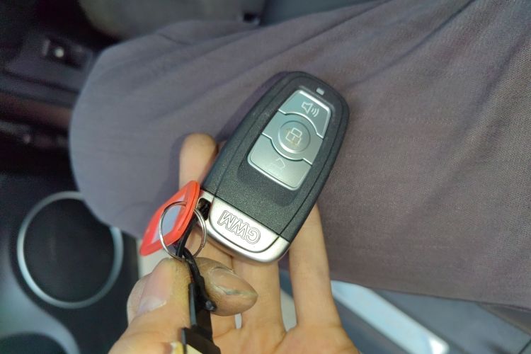 哈弗H6 2017款 红标 运动版 1.5T 自动两驱豪华型中控内饰7001