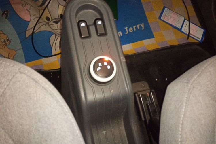 五菱汽车 宏光MINIEV 2021款 马卡龙臻享款 磷酸铁锂局部细节18