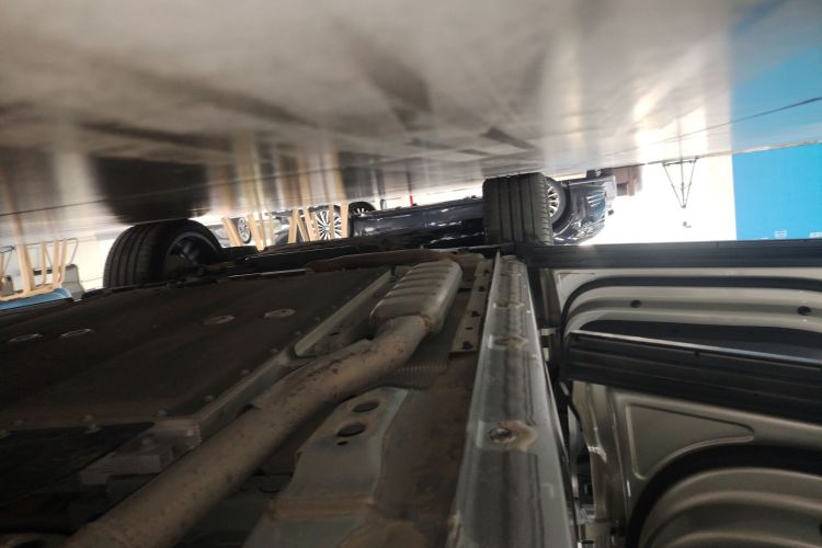 领克08 EM-P 2023款 120km 长续航Halo局部细节9002