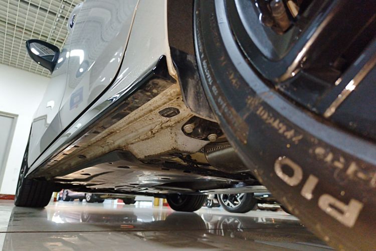 大众 高尔夫 2025款 300TSI R-Line局部细节9002