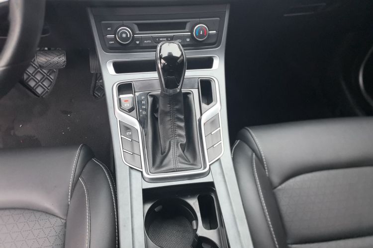 吉利汽车 帝豪 2021款 UP 1.5L CVT豪华型局部细节18