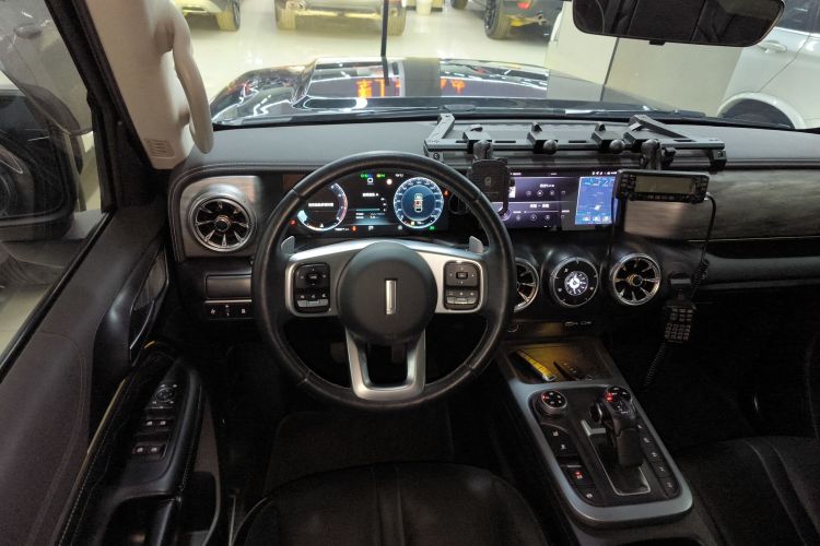 坦克300 2021款 越野版 2.0T 征服者局部细节13