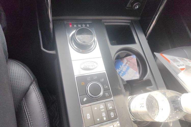 路虎 发现 2017款 3.0 SC V6 SE局部细节18