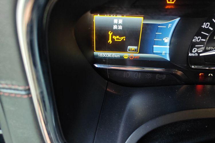 林肯 领航员 2016款 3.5T AWD中控内饰15