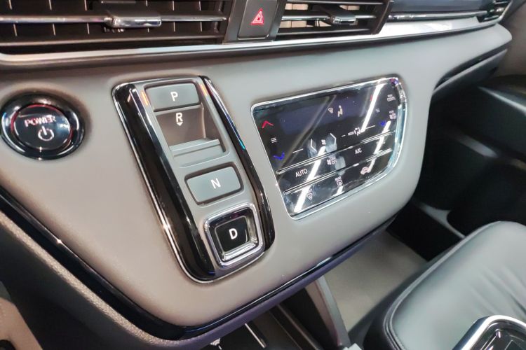 本田 奥德赛 2024款 2.0L e:HEV 锐·耀享版中控内饰18