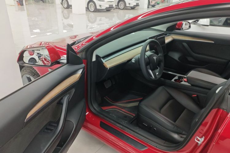 特斯拉 Model 3 2022款 后轮驱动版中控内饰7003