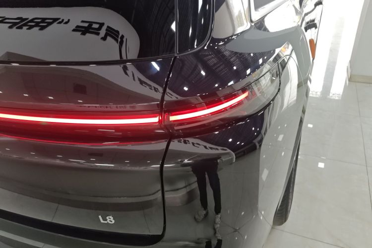 理想汽车 理想L8 2023款 Pro车身外观9