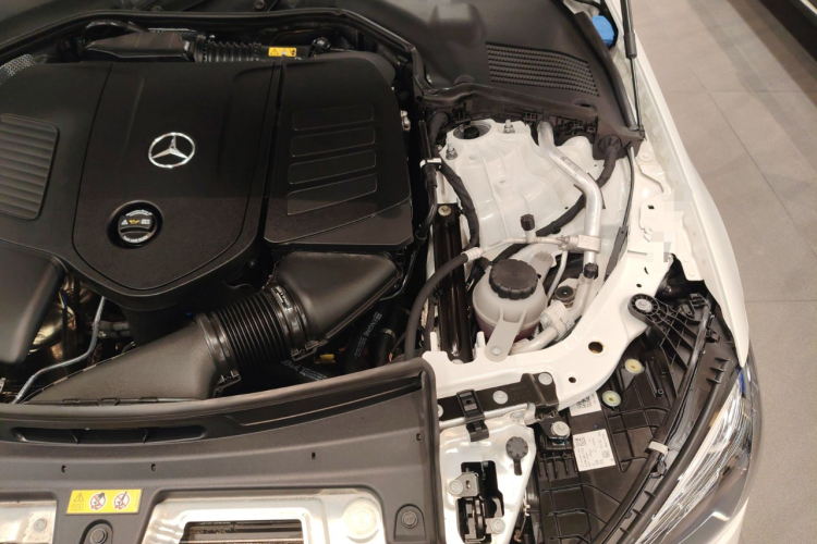 奔驰C级新能源 2023款 C 350 eL机舱底盘26