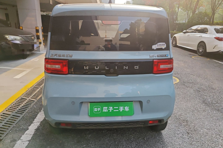 五菱汽车 宏光MINIEV 2020款 自在款 磷酸铁锂车身外观6004
