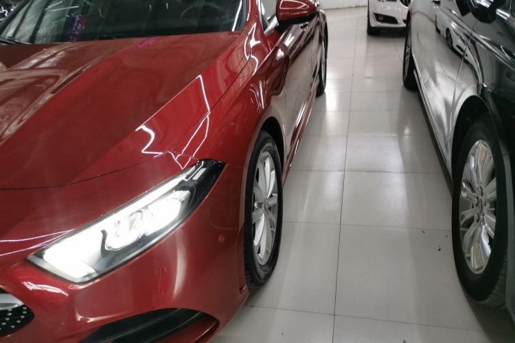 奔驰A级 2021款 A 200 L 运动轿车时尚型局部细节36