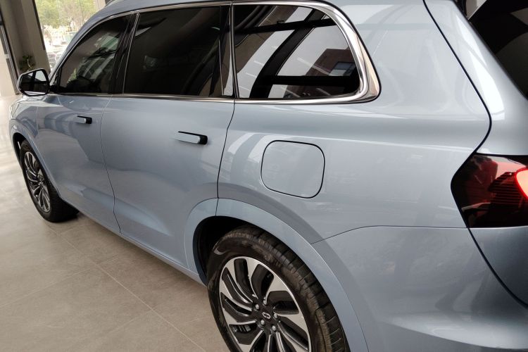 鸿蒙智行 问界M7 2024款 1.5T 后驱Plus版 5座车身外观4