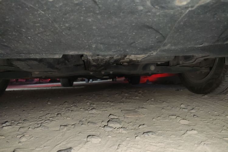 吉利汽车 帝豪 2021款 UP 1.5L CVT向上版局部细节9008