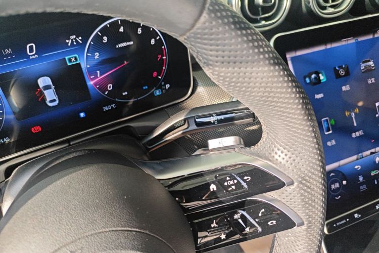 奔驰C级 2023款 C 260 L 运动版局部细节18