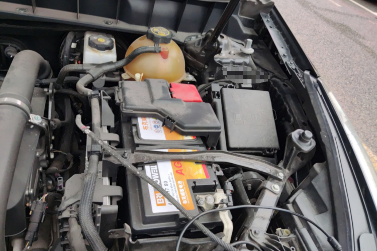 凯迪拉克XT5 2018款 25T 豪华型局部细节9007